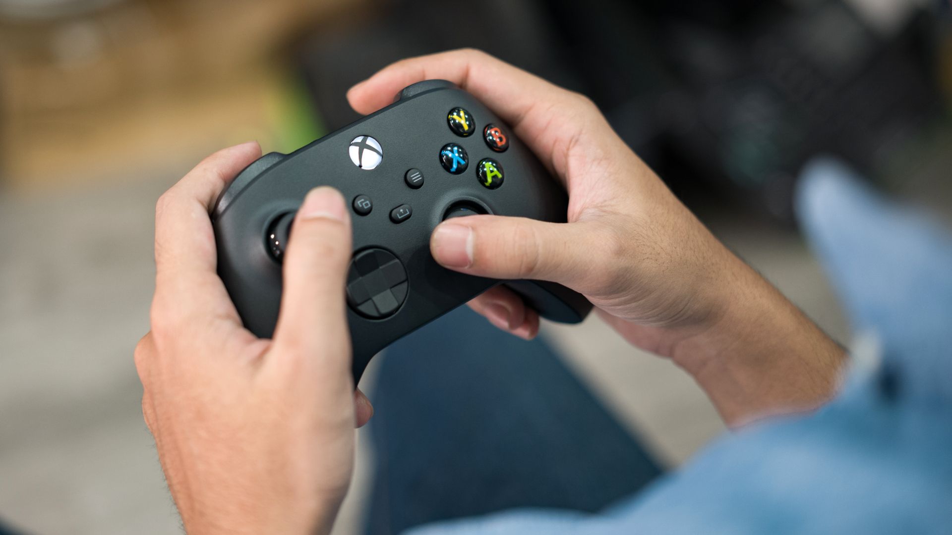 Xbox Controller Missing Batteries? Check Eligibility for Free Pack